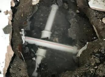 嘉峪关市阳台漏水维修公司为您分享楼上楼下漏水怎么处理
